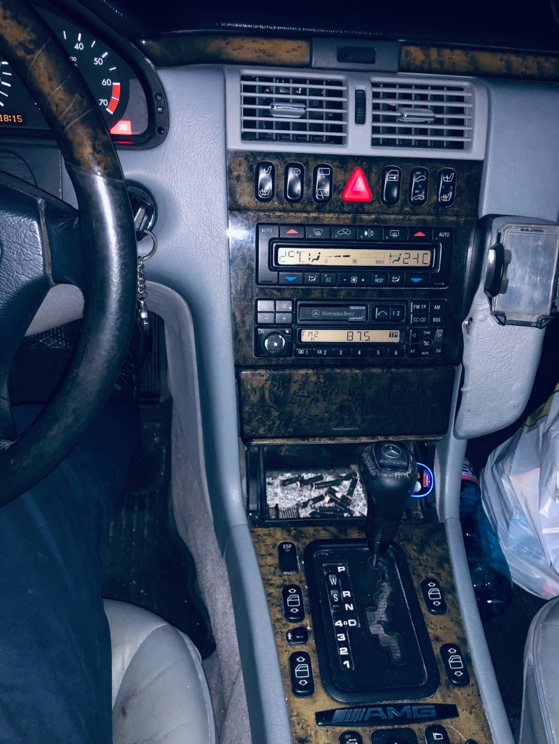 Mercedes-Benz E 420, снимка 17 - Автомобили и джипове - 53488467