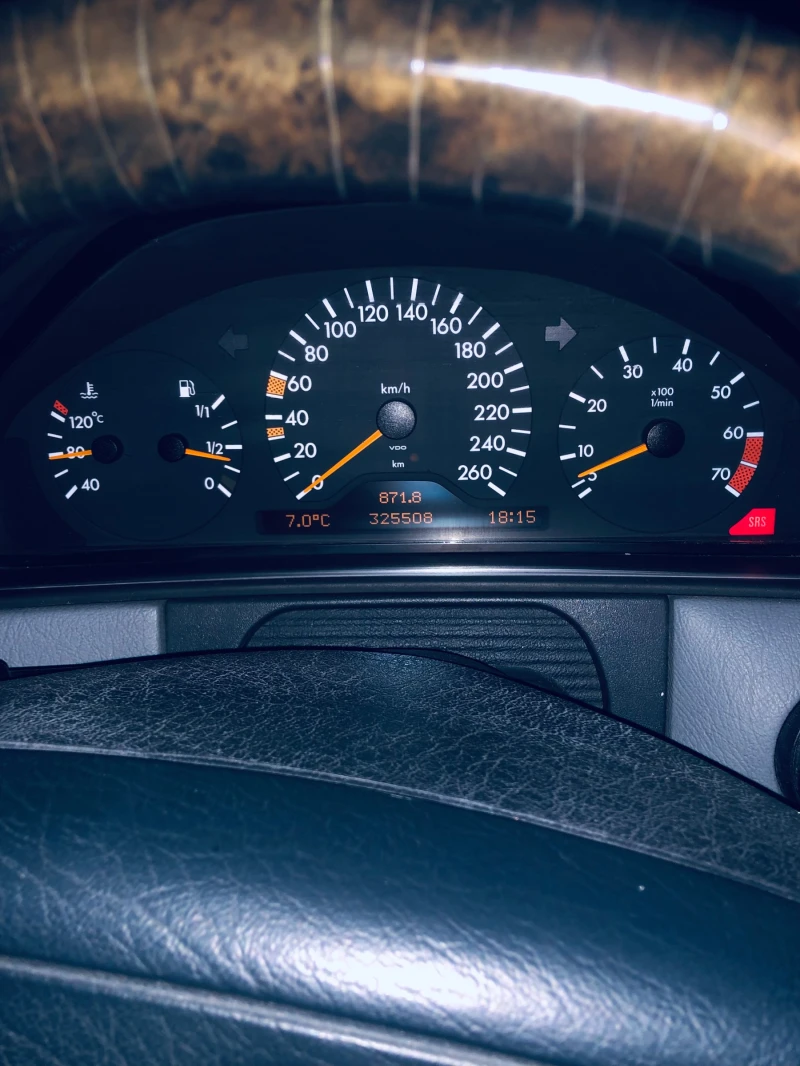 Mercedes-Benz E 420, снимка 15 - Автомобили и джипове - 53488467