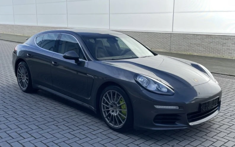 Porsche Panamera S 3.0 E-Hybride 2013 Въздушно окачване, снимка 2 - Автомобили и джипове - 47946548