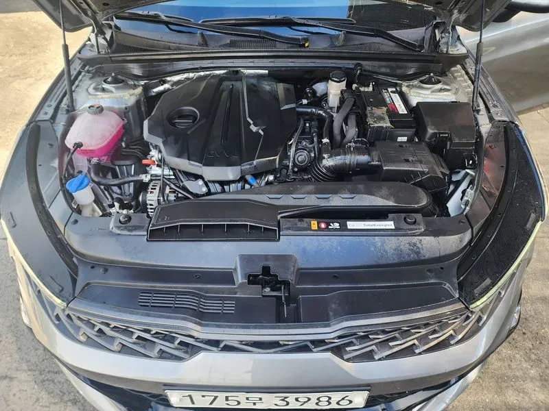 Kia K5 2.0 Prestige, снимка 12 - Автомобили и джипове - 56224727
