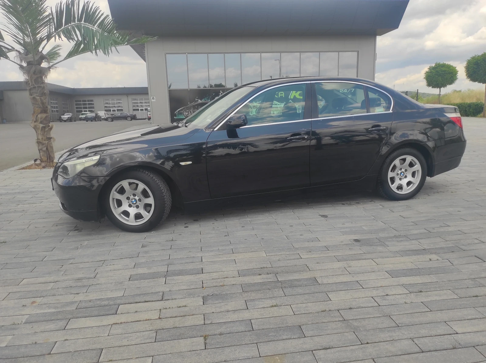 BMW 520  - изображение 6