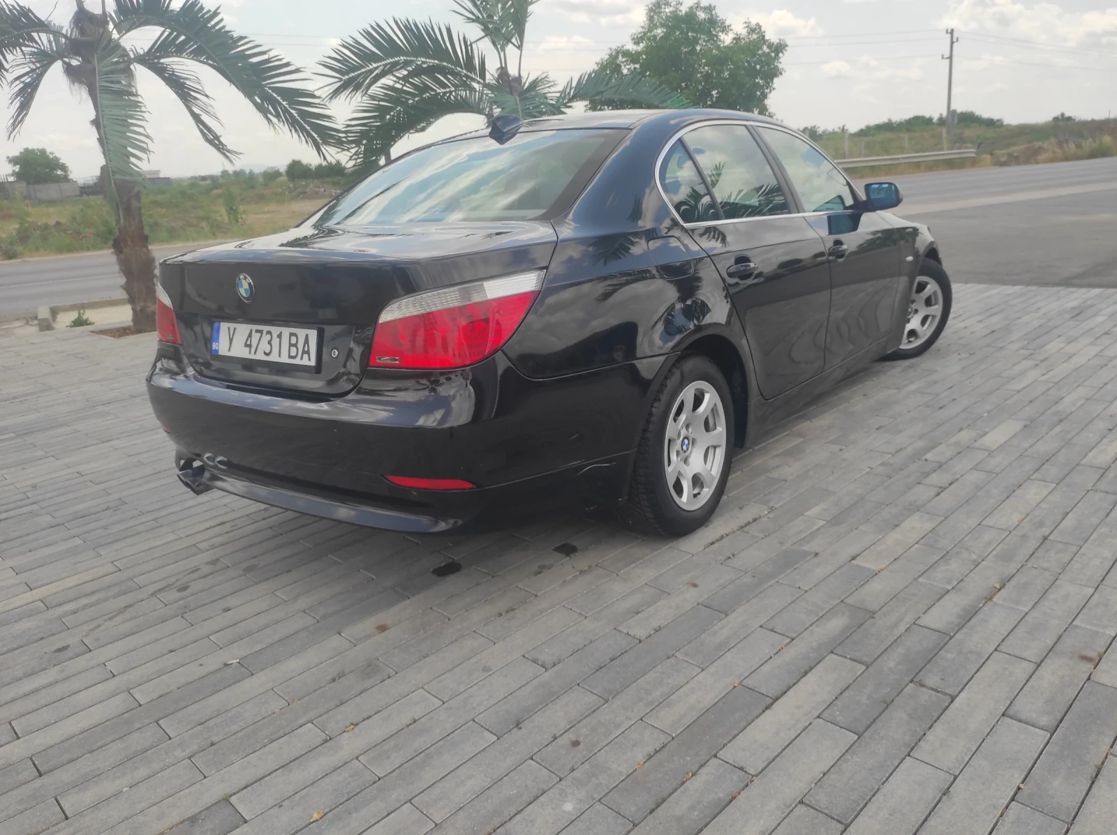 BMW 520  - изображение 8