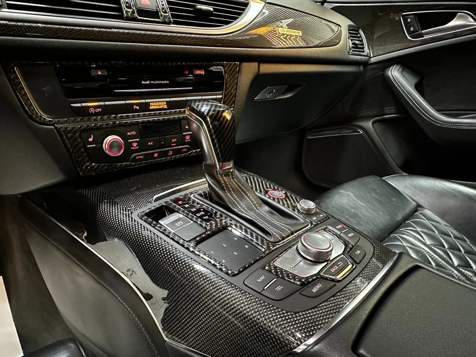Audi S6 4.0i 450 к.с. Quattro/БАРТЕР/ЛИЗИНГ/КОМЕНТАР/, снимка 11 - Автомобили и джипове - 51383449