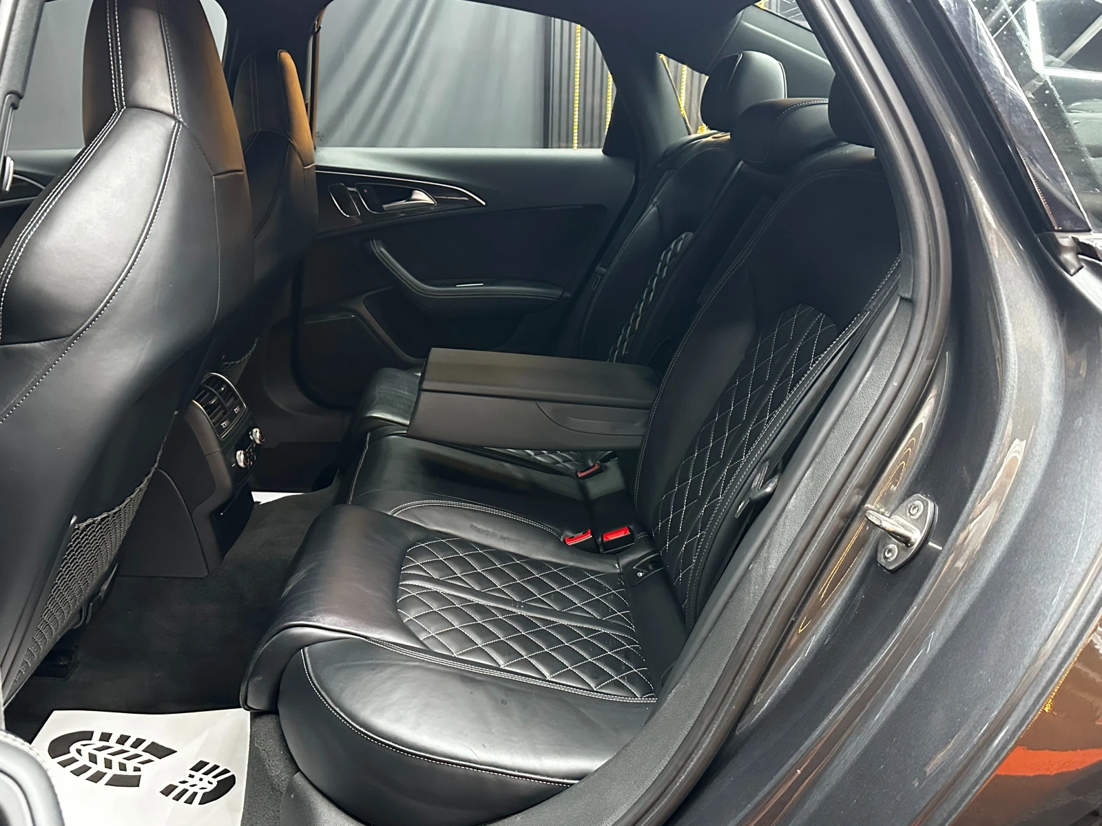 Audi S6 4.0i 450 к.с. Quattro/БАРТЕР/ЛИЗИНГ/КОМЕНТАР/, снимка 9 - Автомобили и джипове - 51383449