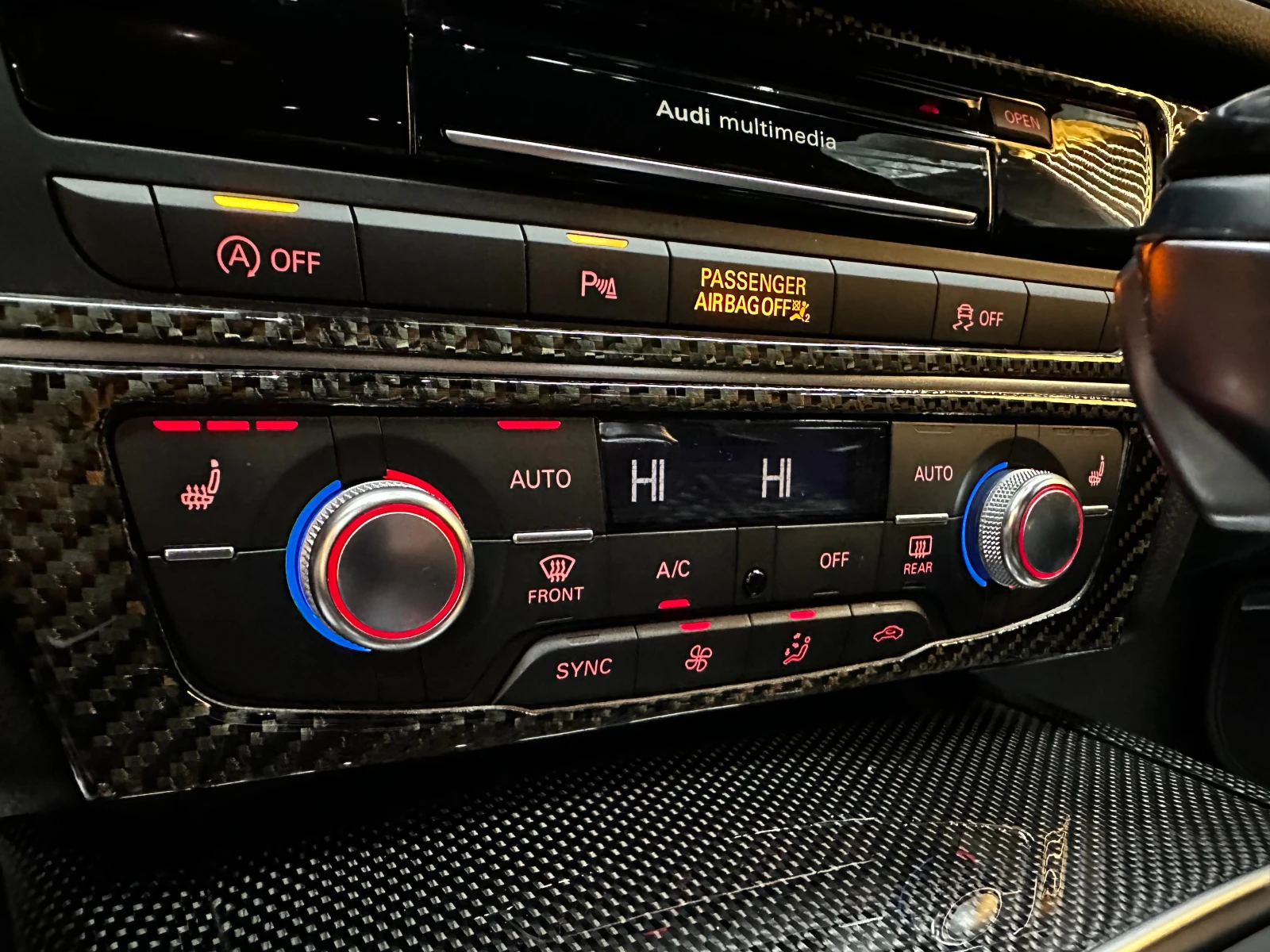 Audi S6 4.0i 450 к.с. Quattro/БАРТЕР/ЛИЗИНГ/КОМЕНТАР/, снимка 12 - Автомобили и джипове - 51383449