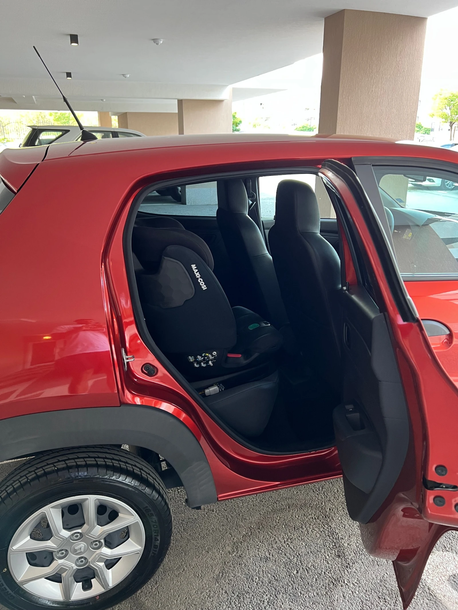 Dacia Spring Renault CITY KZE - изображение 10