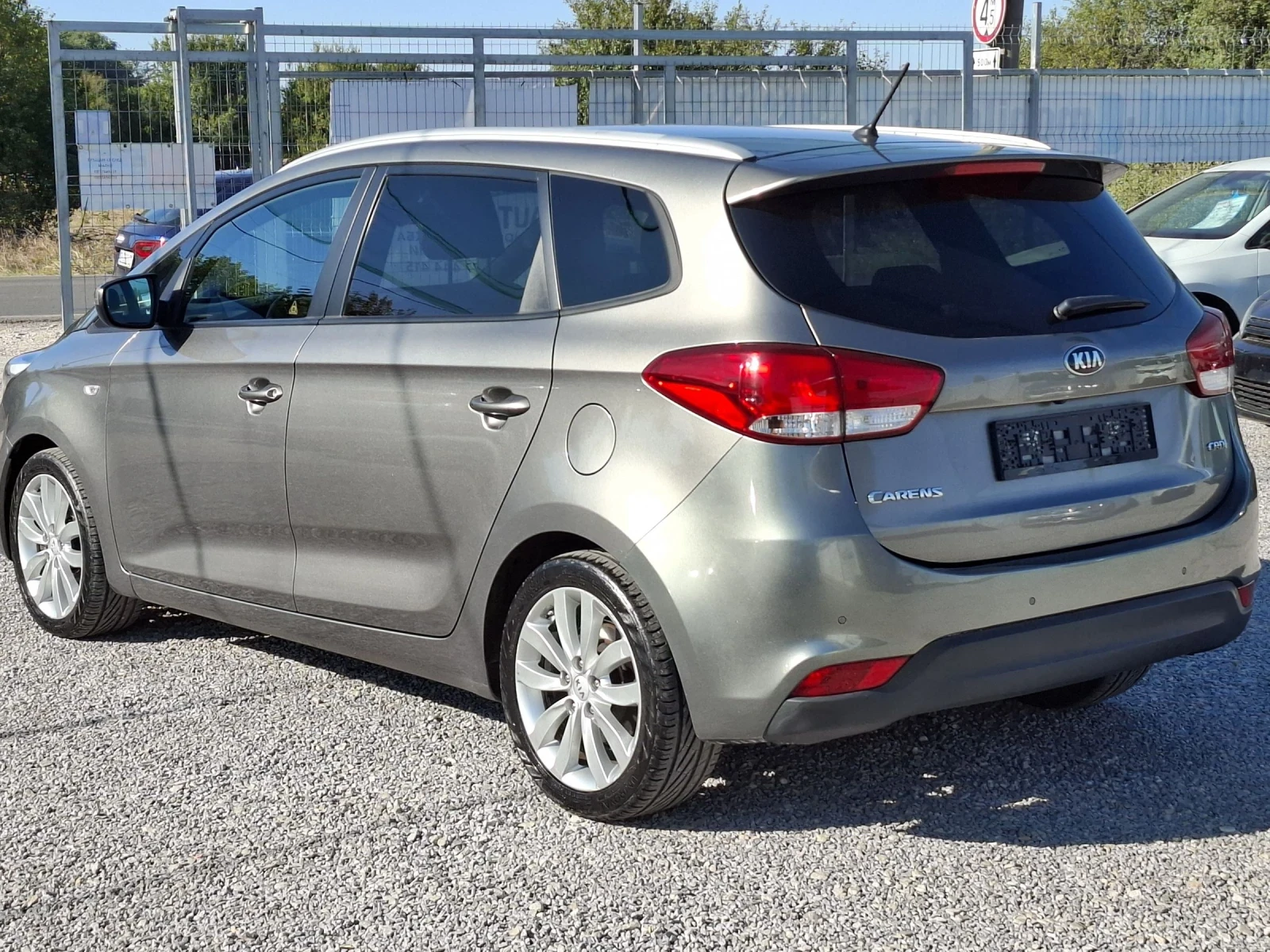 Kia Carens АВТОМАТ 146000км!!! - изображение 8