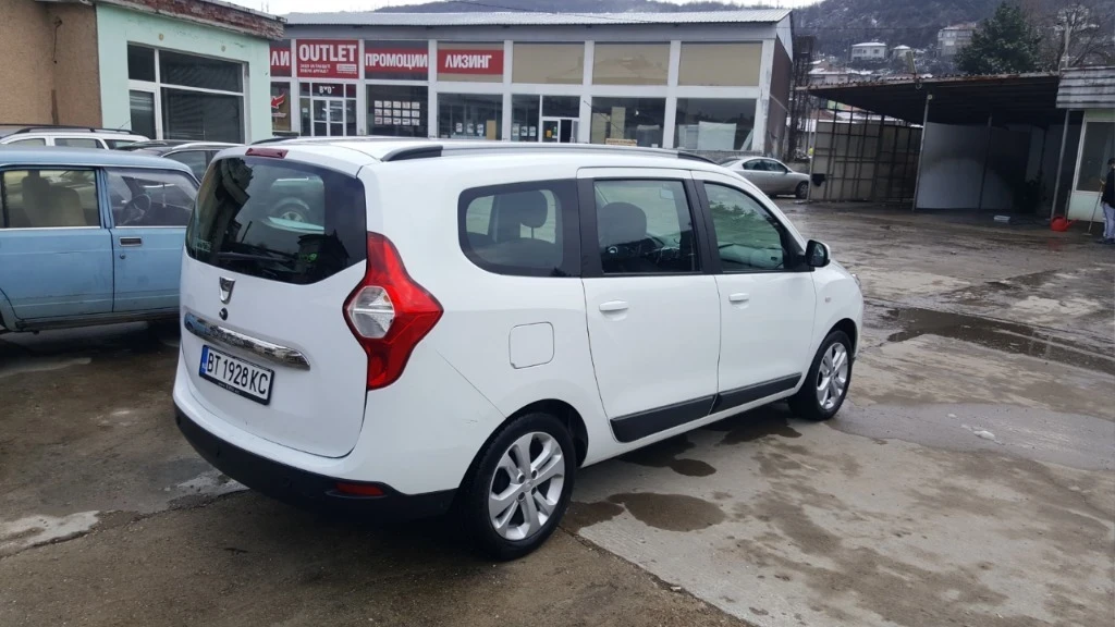 Dacia Lodgy 1.2i - изображение 3