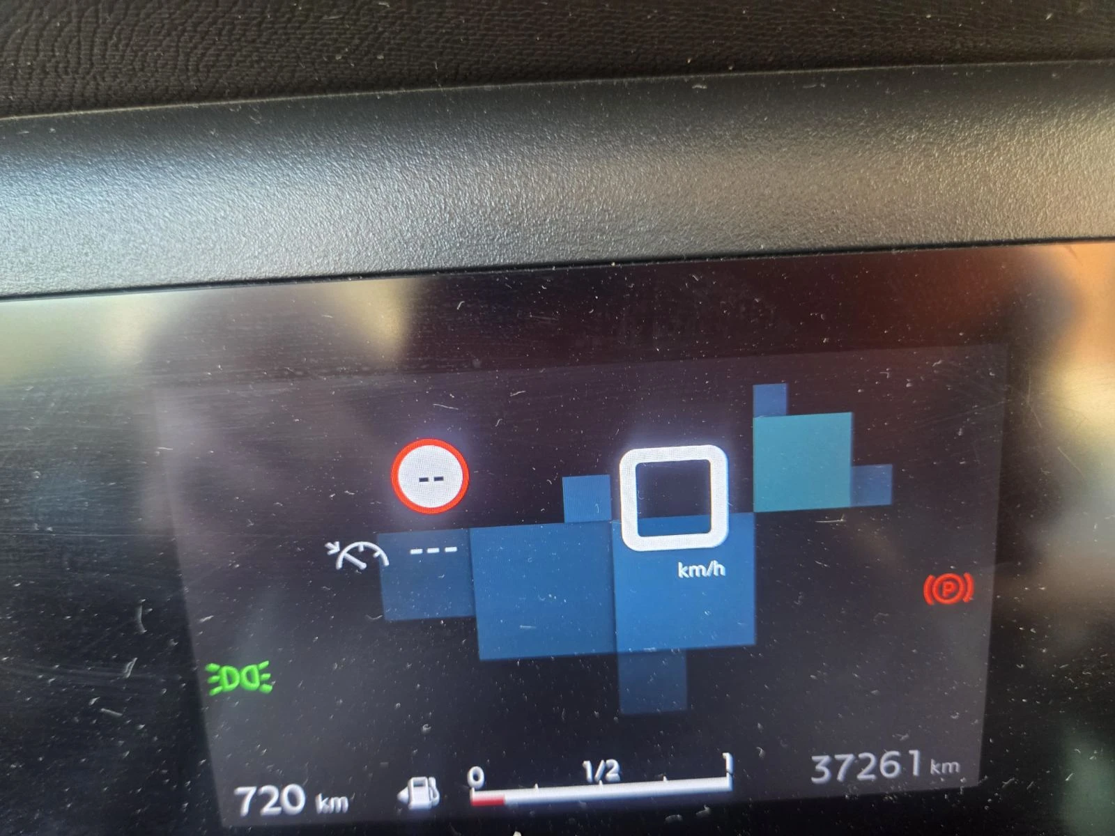 Citroen C4 PURETECH 130 Feel Pack - изображение 5