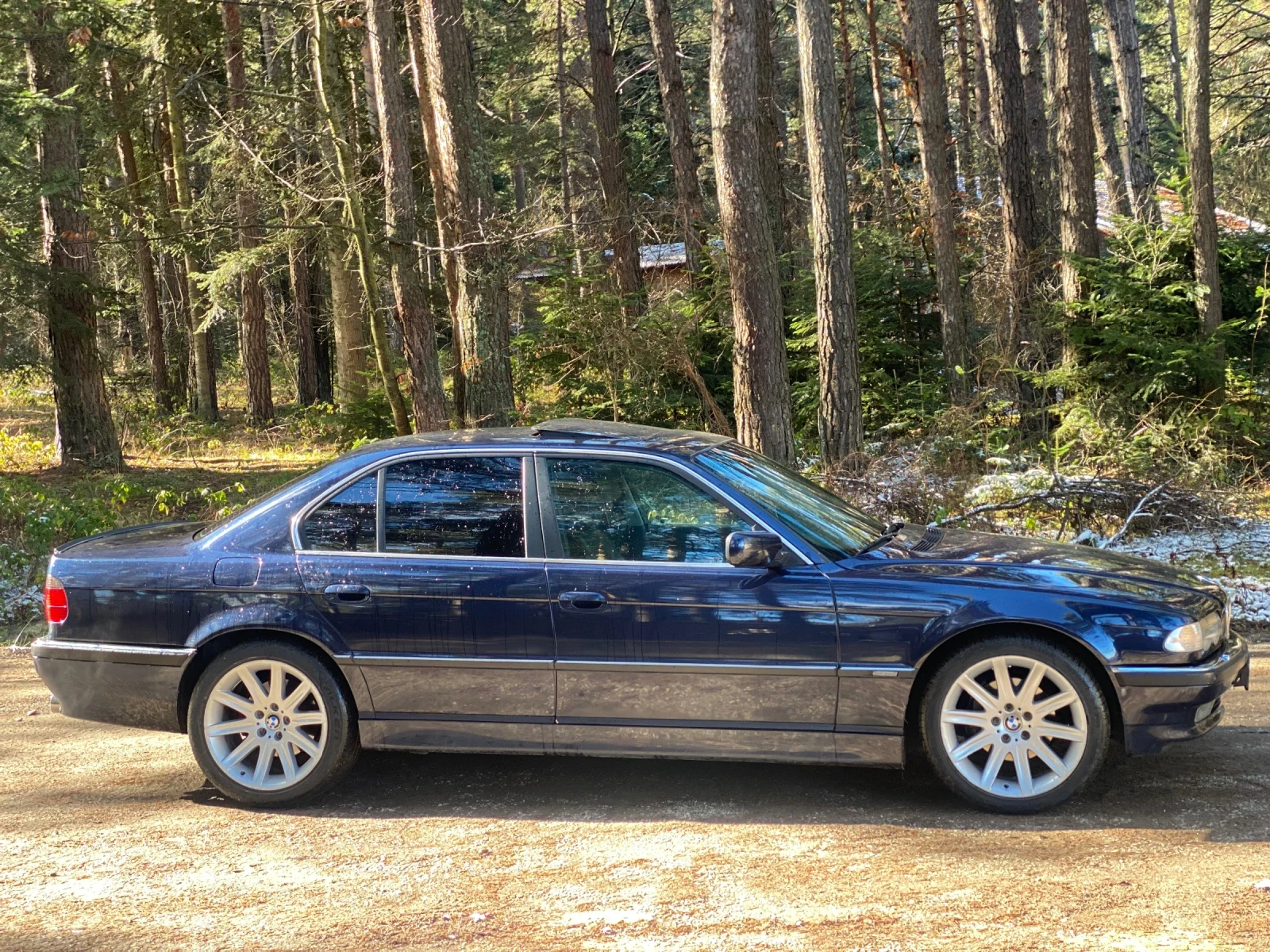 BMW 728 FACELIFT - изображение 4