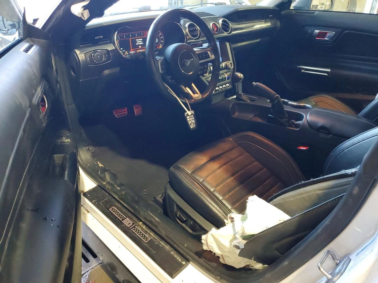 Ford Mustang MACH I - изображение 7