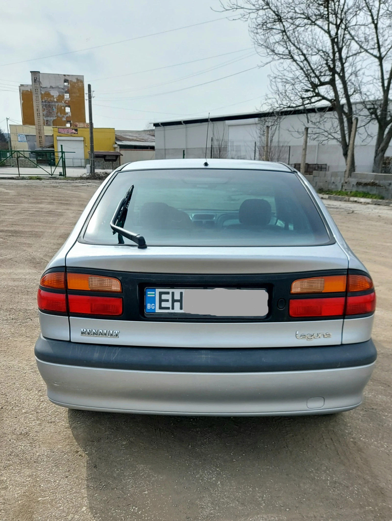 Renault Laguna Laguna 1 phase 2, снимка 4 - Автомобили и джипове - 53850154