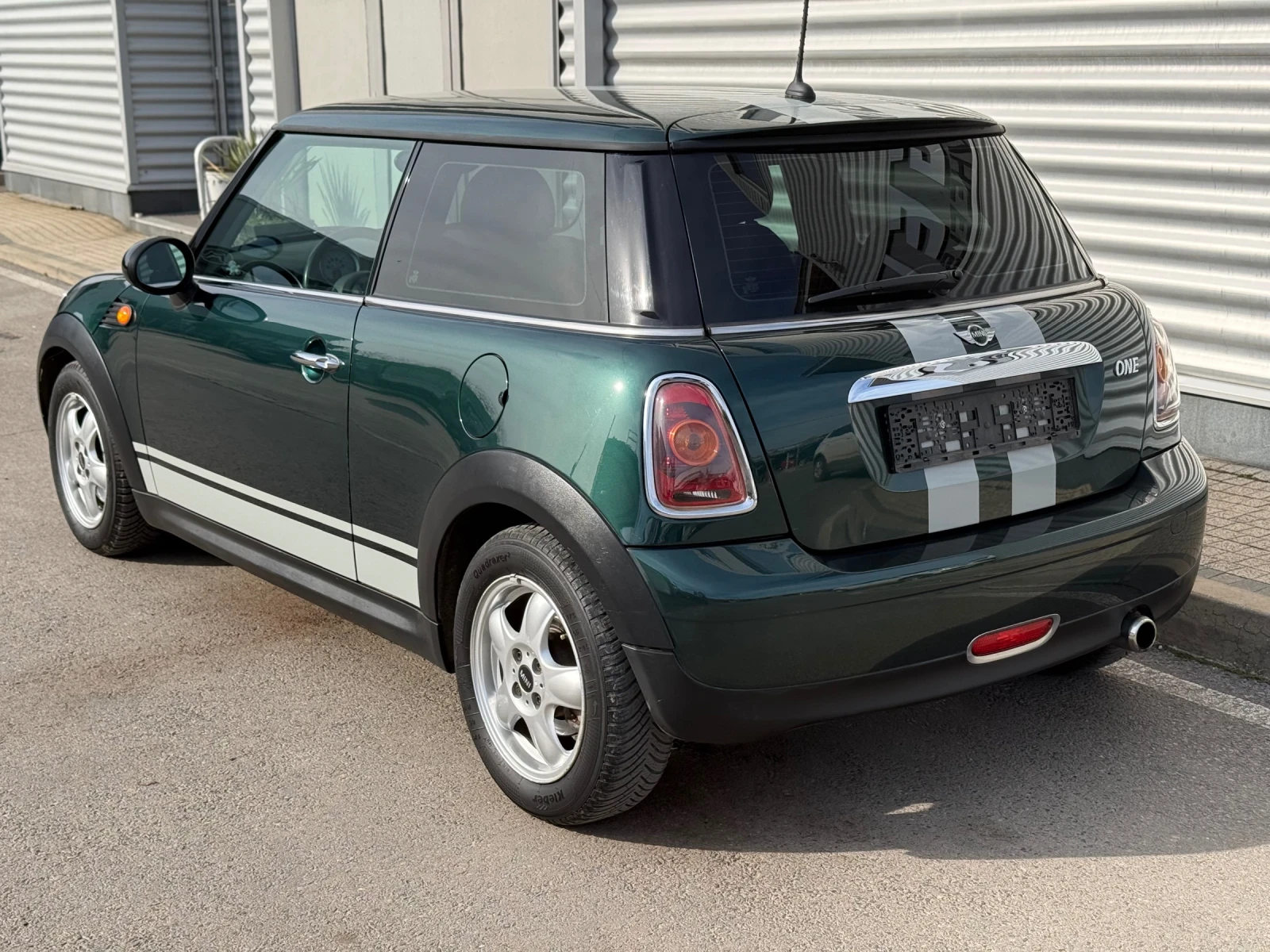 Mini One 1, 4i+ TOP 140787+ Facelift+ Start/Stop, снимка 3 - Автомобили и джипове - 53896614