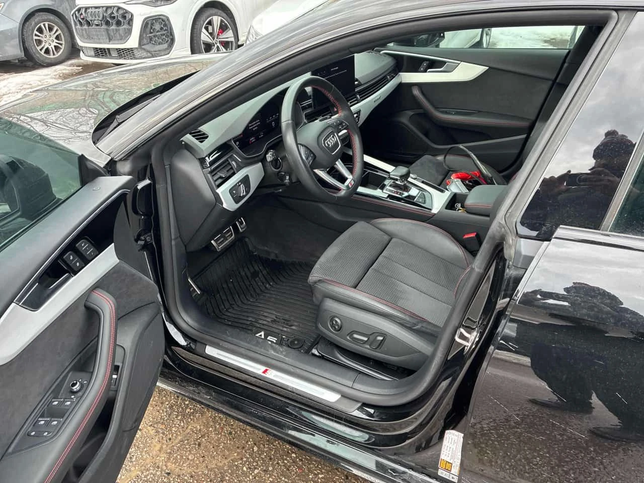 Audi A5 Progressiv  CARFAX, снимка 5 - Автомобили и джипове - 53896949