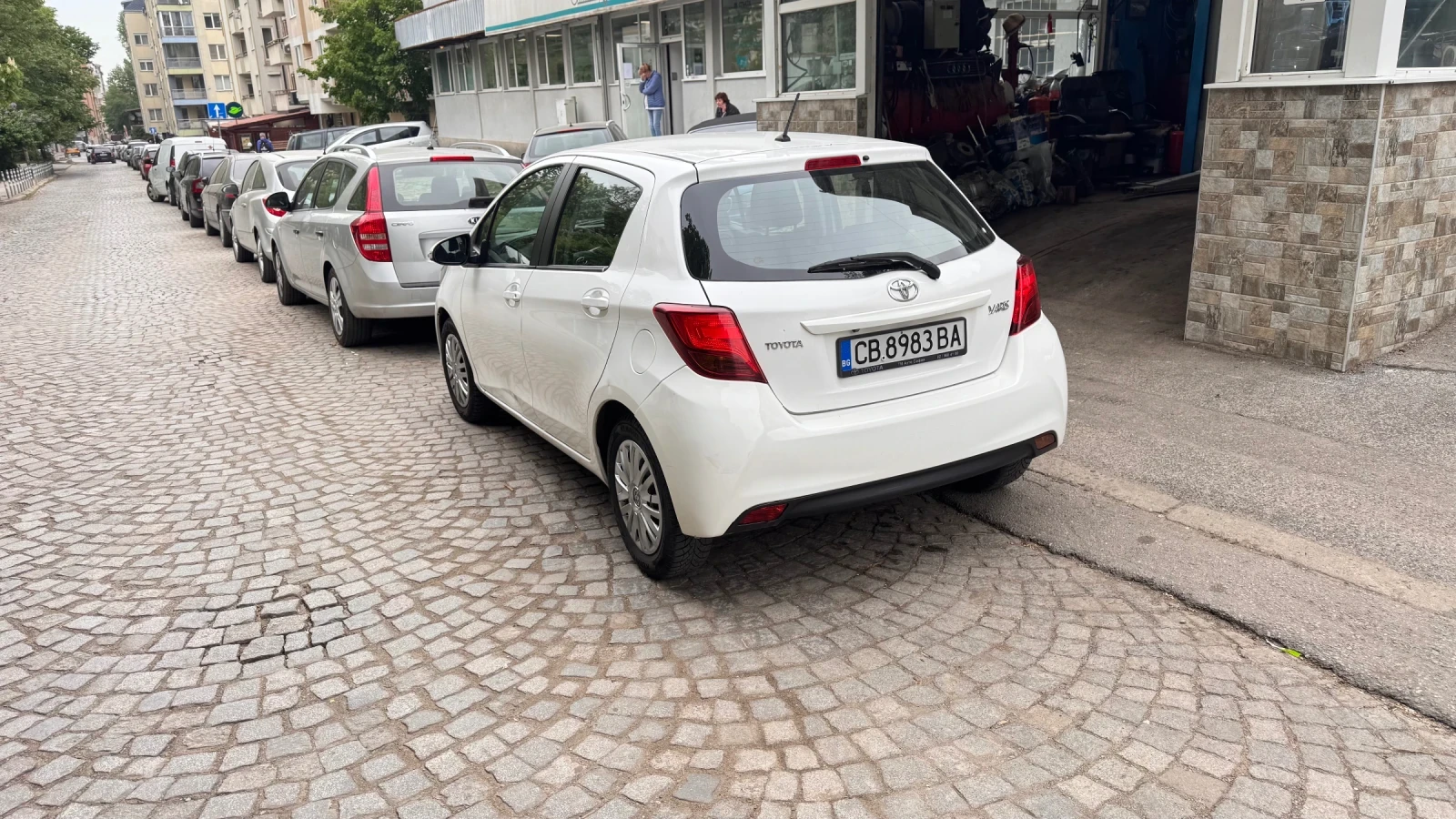 Toyota Yaris 1.3 Бензин, снимка 5 - Автомобили и джипове - 54465205