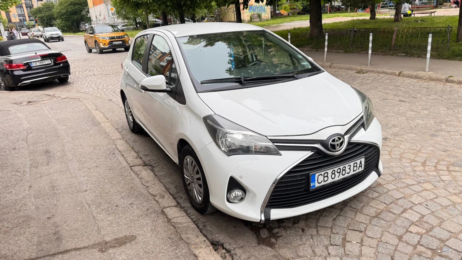 Toyota Yaris 1.3 Бензин, снимка 2 - Автомобили и джипове - 54465205