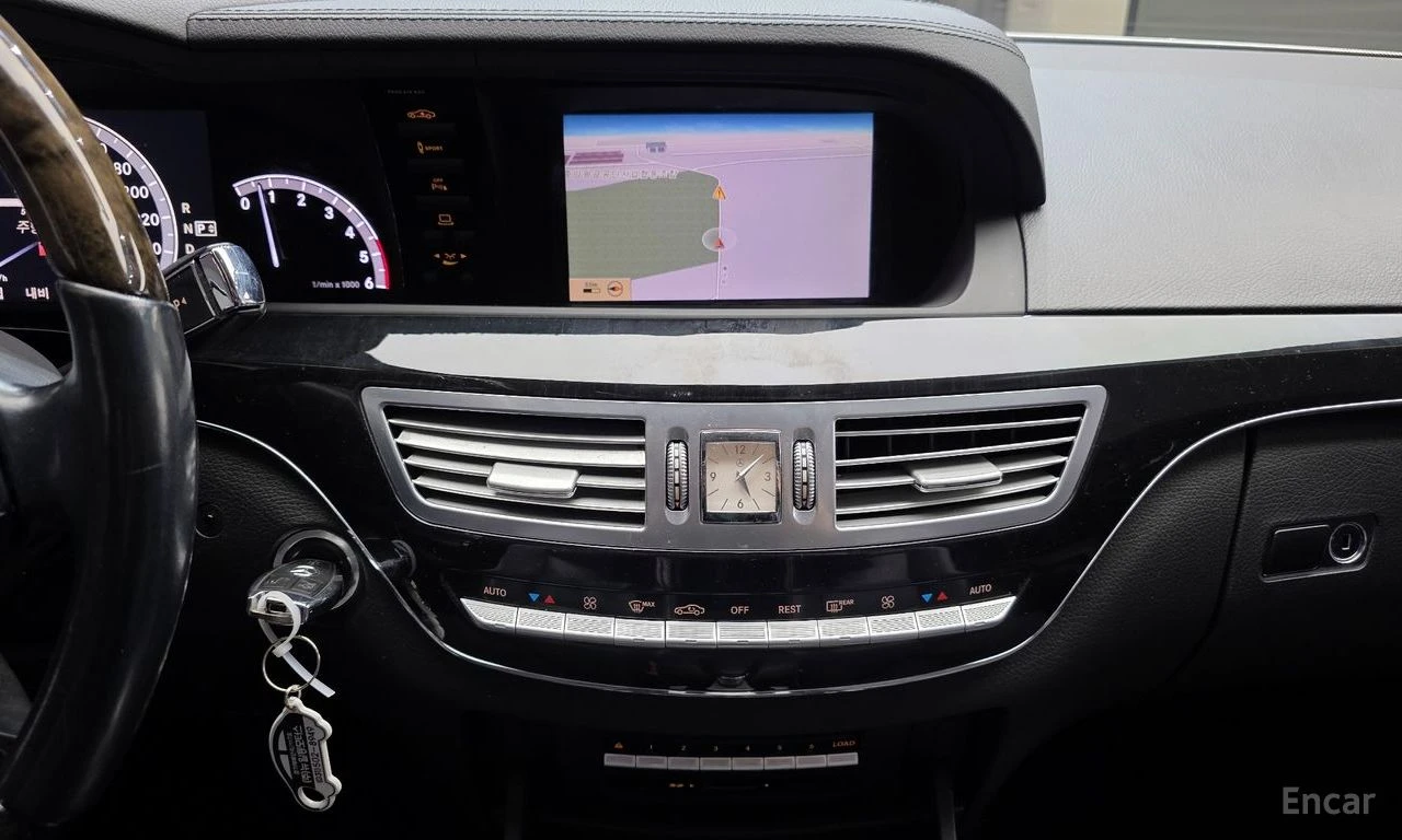 Mercedes-Benz S 320 CDI* FACELIFT* ПОДГРЕВ* ОБДУХВАНЕ* ДИСТРОНИК* , снимка 12 - Автомобили и джипове - 54742997
