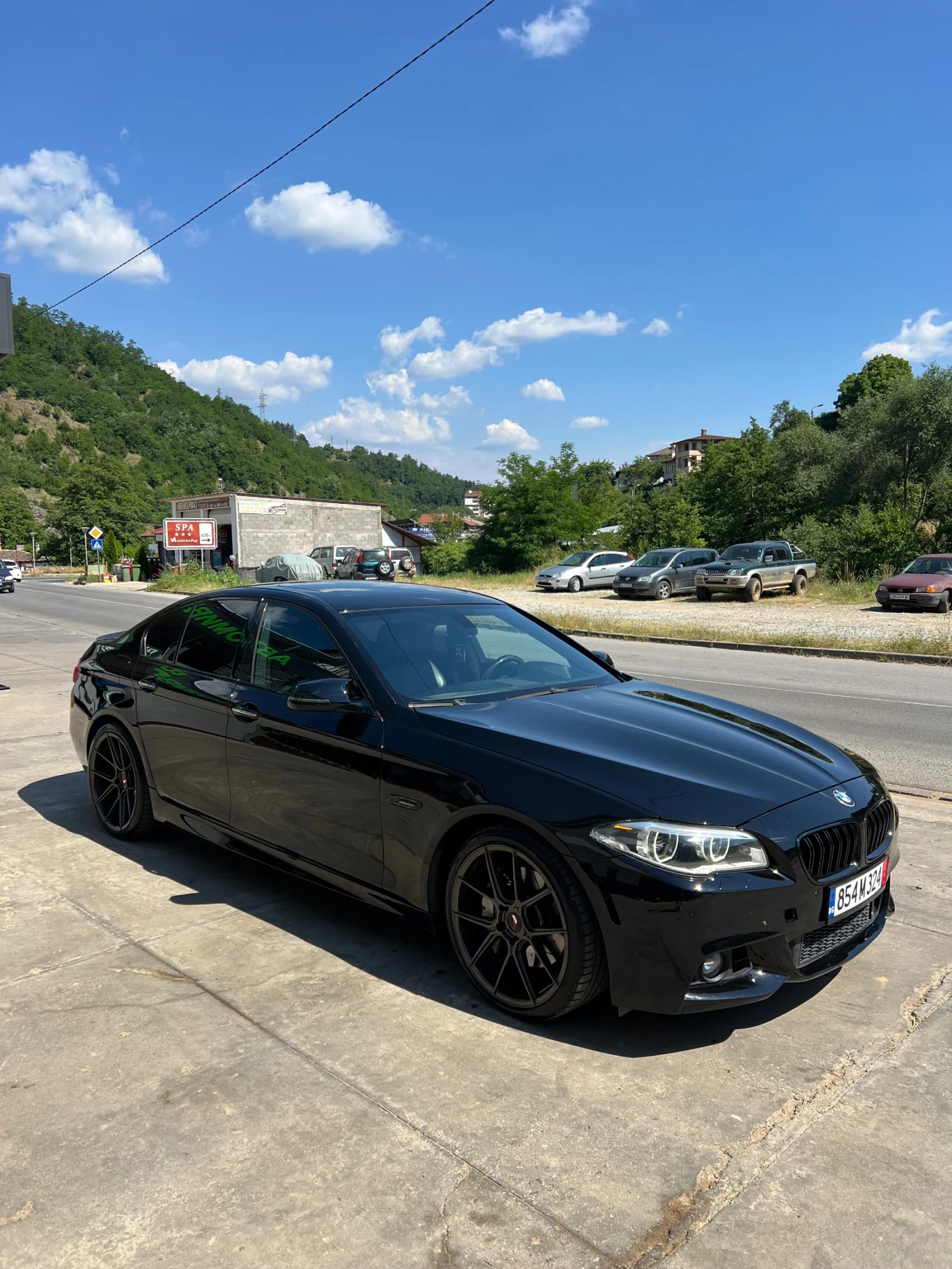 BMW 550 (Facelift) , Възможен и бартер , снимка 3 - Автомобили и джипове - 55064034
