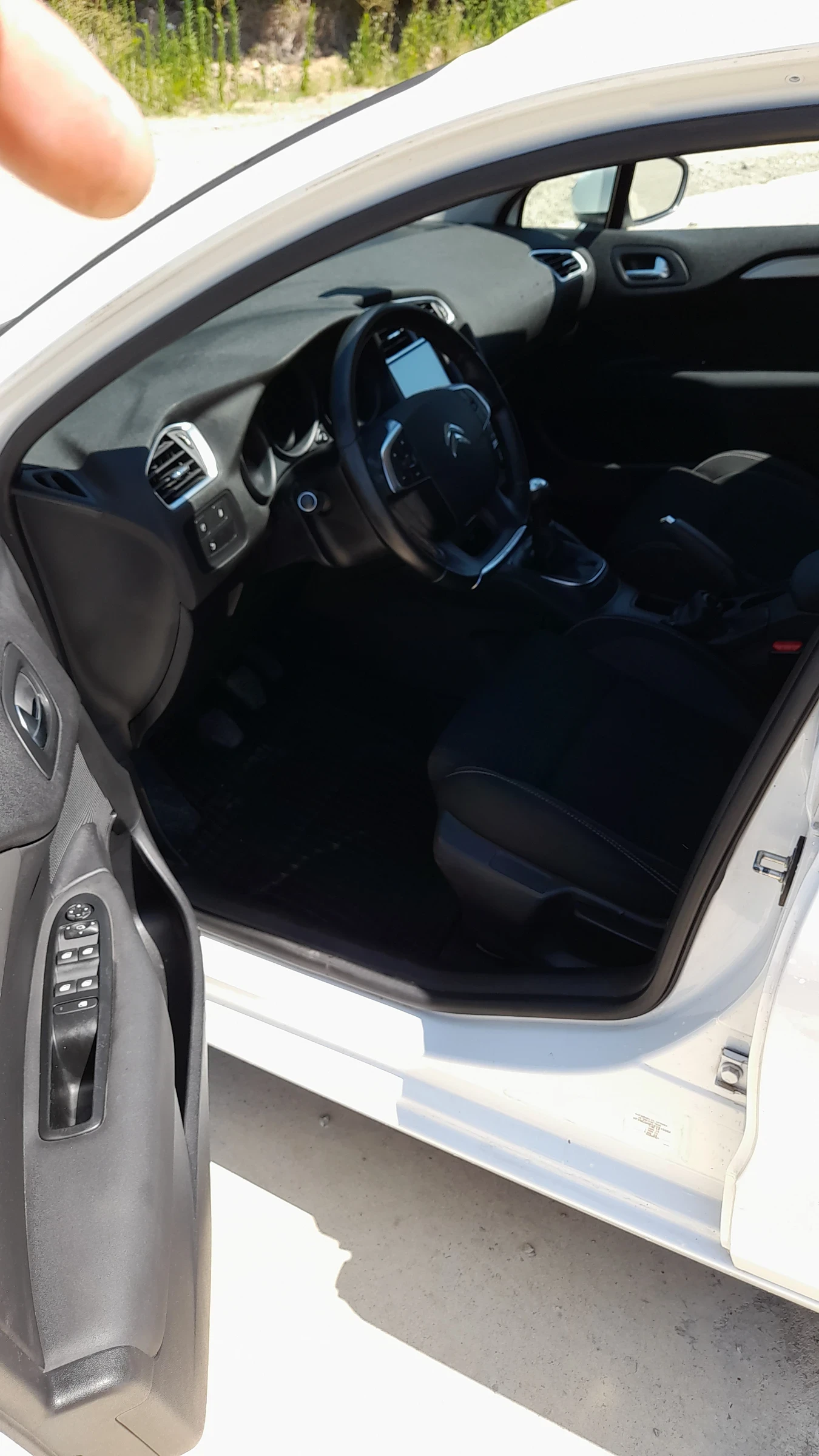 Citroen C4 1.6HDI.evro5 92kc., снимка 12 - Автомобили и джипове - 55459726