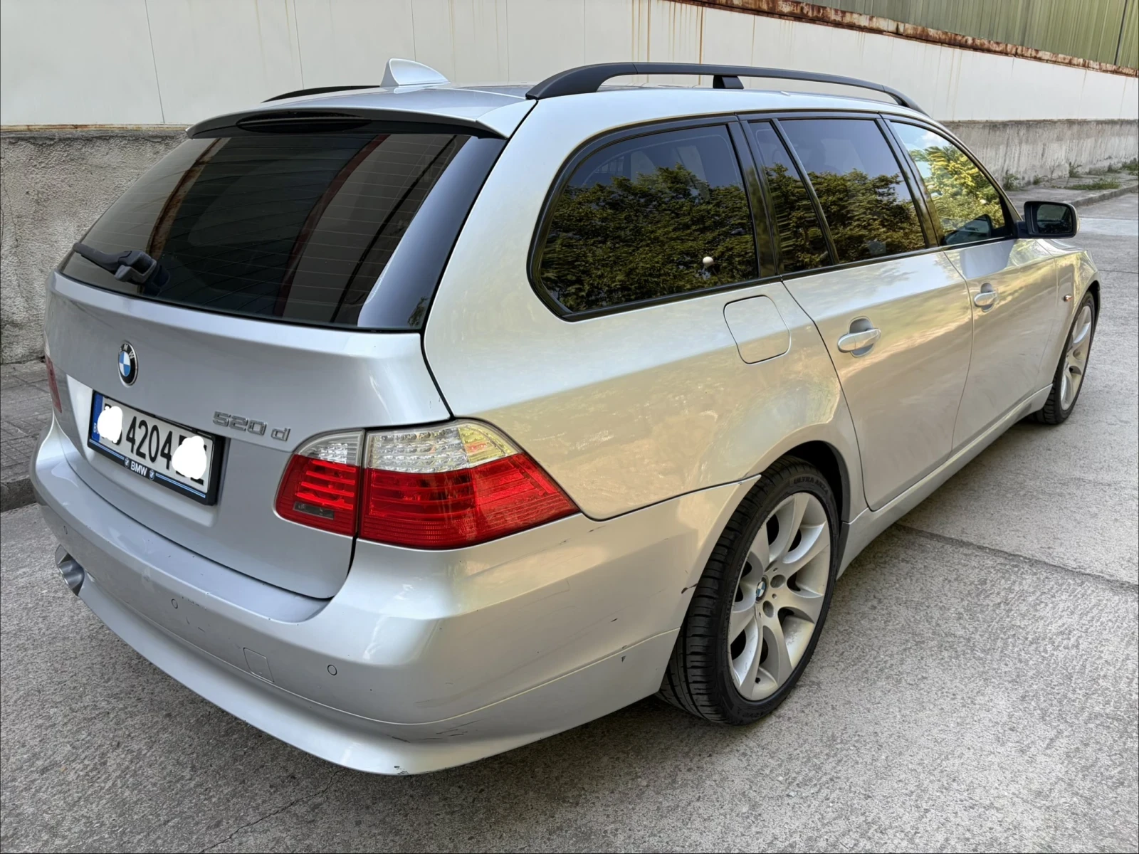 BMW 530 Lci, снимка 4 - Автомобили и джипове - 55625588