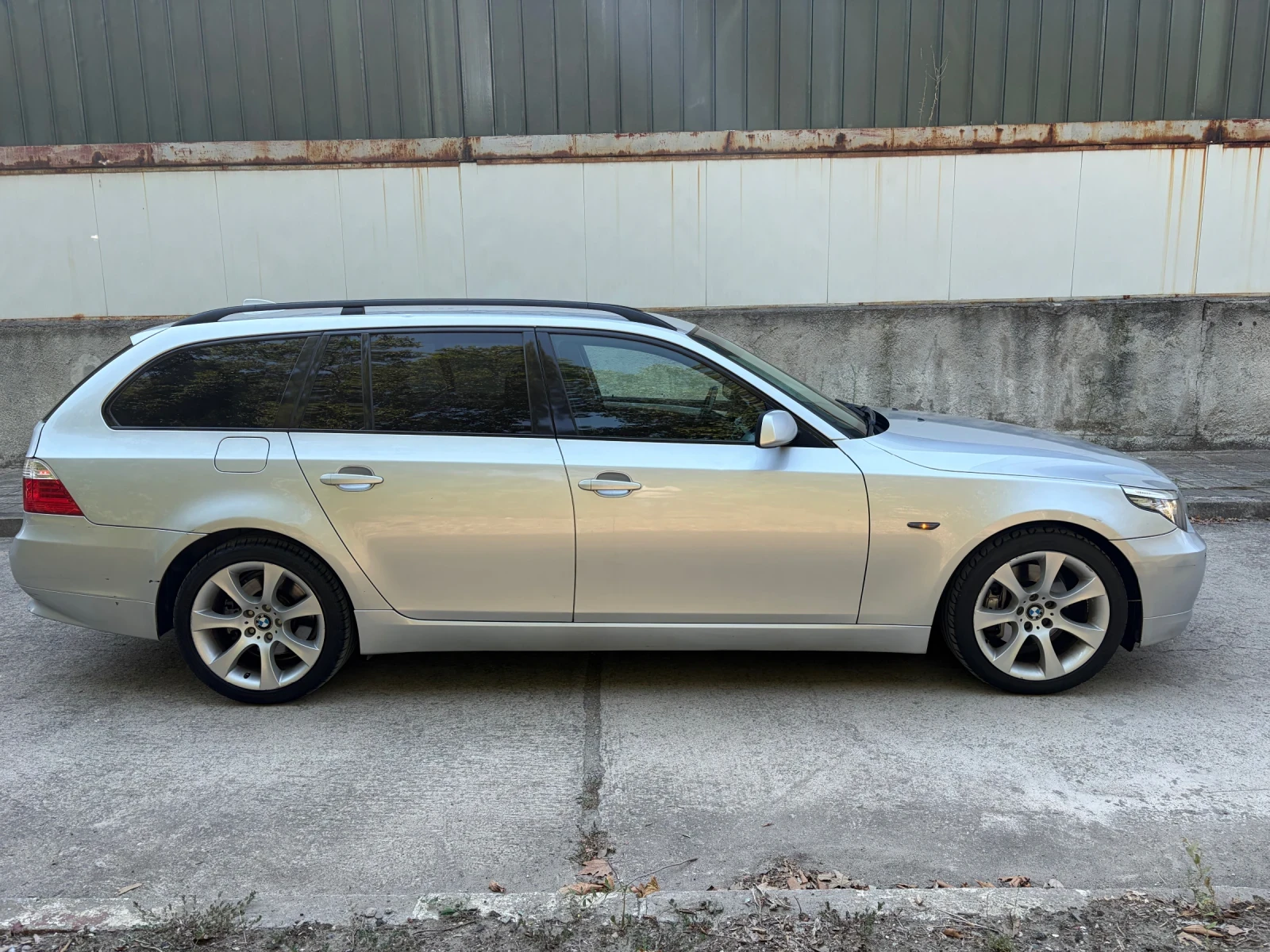 BMW 530 Lci, снимка 5 - Автомобили и джипове - 55625588