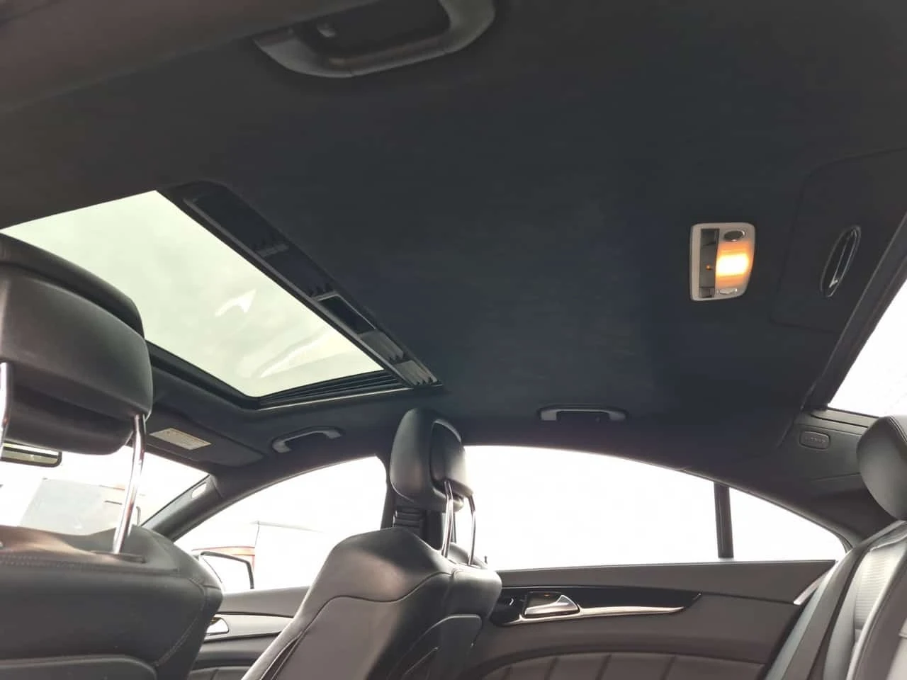 Mercedes-Benz CLS 63 AMG * АВТОКРЕДИТ БЕЗ ПЪРВОНАЧАЛНА ВНОСКА* , снимка 13 - Автомобили и джипове - 55732755