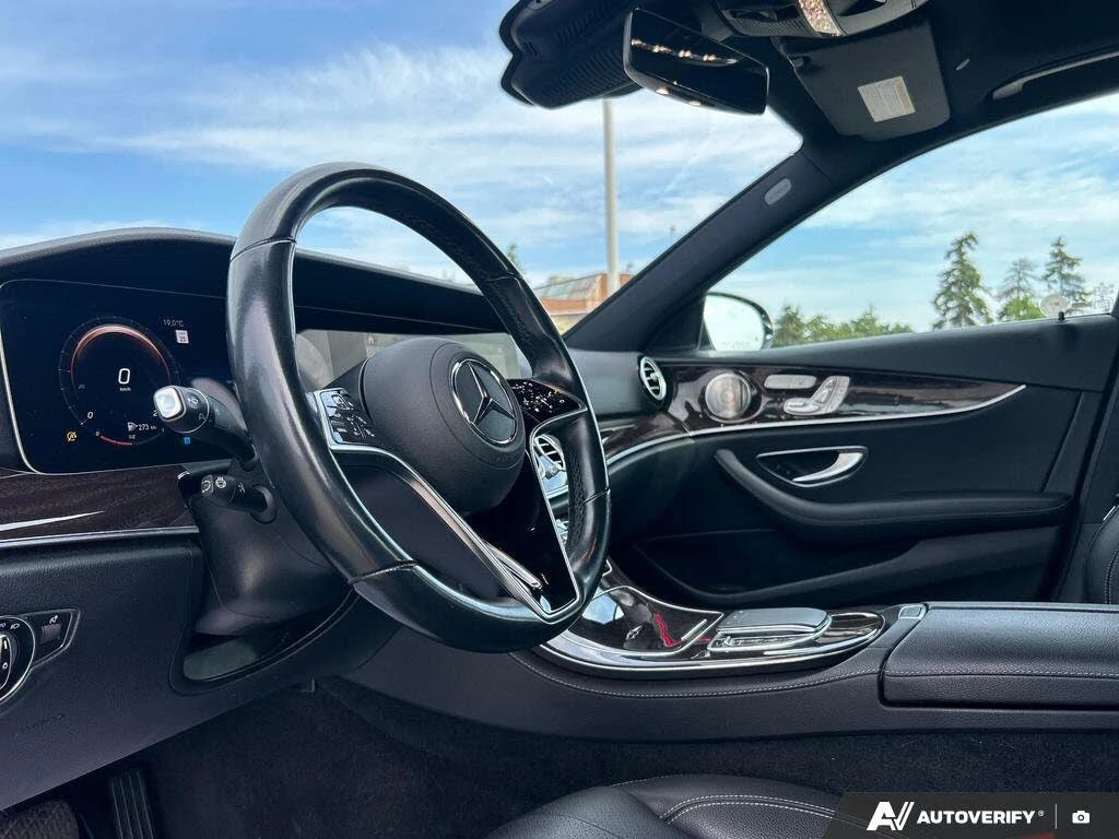 Mercedes-Benz E 350 4MATIC* AMG* BURMESTER* ПАНОРАМА* КРАЙНА ЦЕНА, снимка 10 - Автомобили и джипове - 55941537