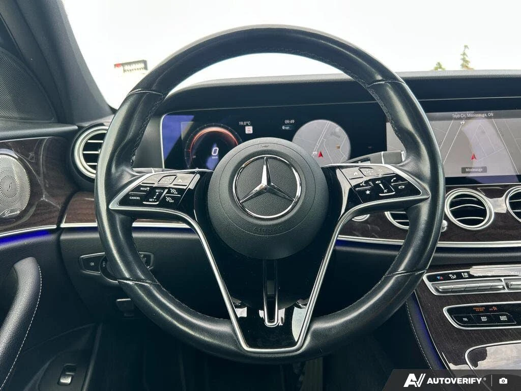 Mercedes-Benz E 350 4MATIC* AMG* BURMESTER* ПАНОРАМА* КРАЙНА ЦЕНА, снимка 12 - Автомобили и джипове - 55941537