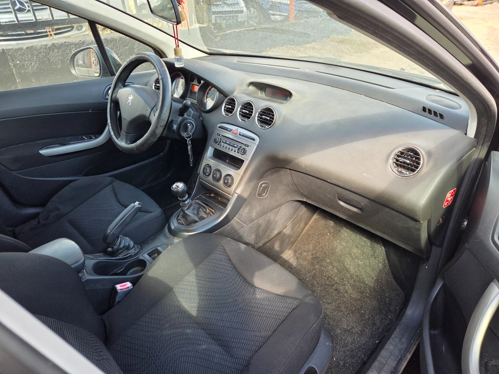 Peugeot 308 1, 600e-hdi EURO5B, снимка 7 - Автомобили и джипове - 56215119