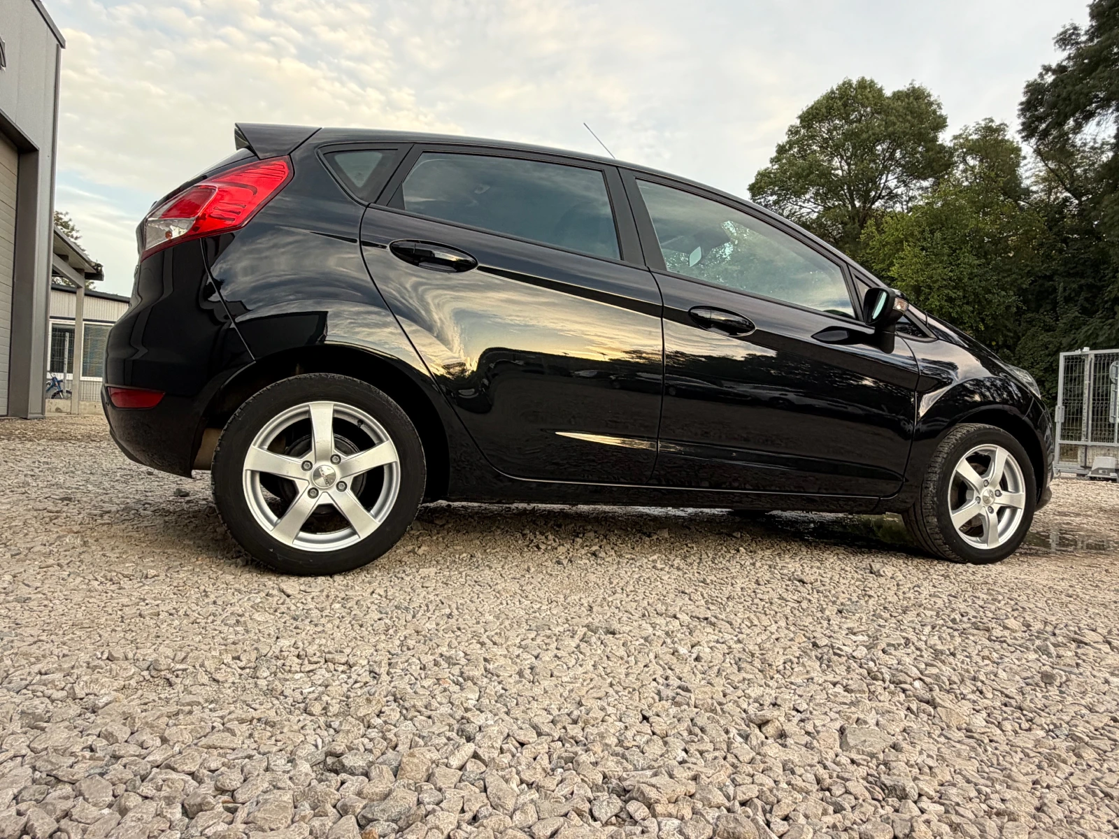 Ford Fiesta 1.25BENZIN* FACE* LED* EVRO6 | Mobile.bg � ����������� 7