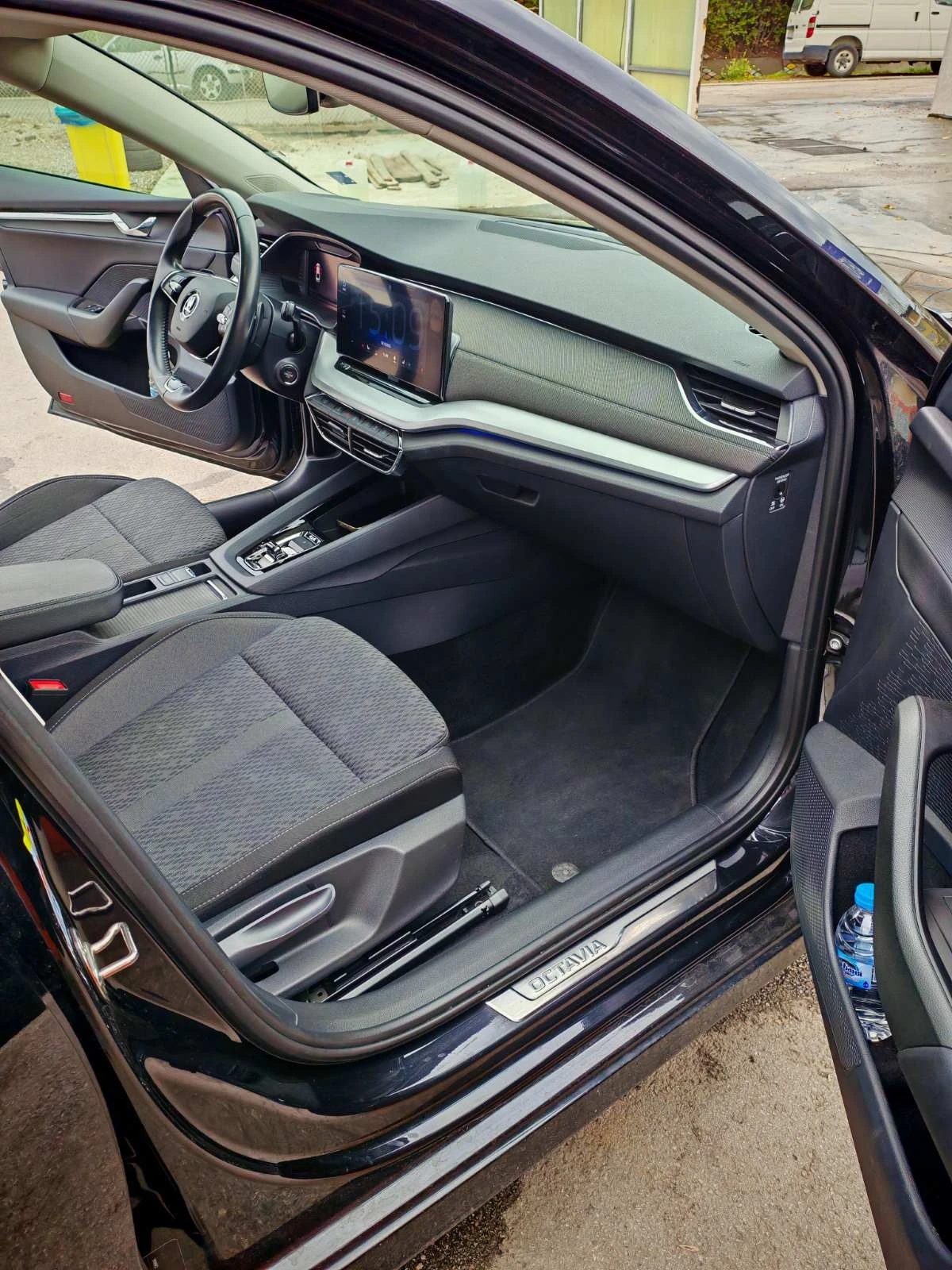 Skoda Octavia, снимка 3 - Автомобили и джипове - 56645652