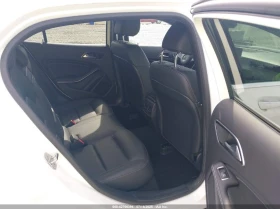 Mercedes-Benz GLA 250 2019 MERCEDES-BENZ GLA 250 4MATIC - 23500 лв. / 12015.36 € - 77308174 11