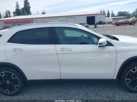 Mercedes-Benz GLA 250 2019 MERCEDES-BENZ GLA 250 4MATIC - 23500 лв. / 12015.36 € - 77308174 4