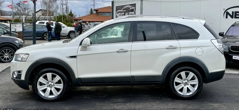 Chevrolet Captiva 2.2D 184HP 4X4 КОЖА НАВИ, снимка 8 - Автомобили и джипове - 44516349