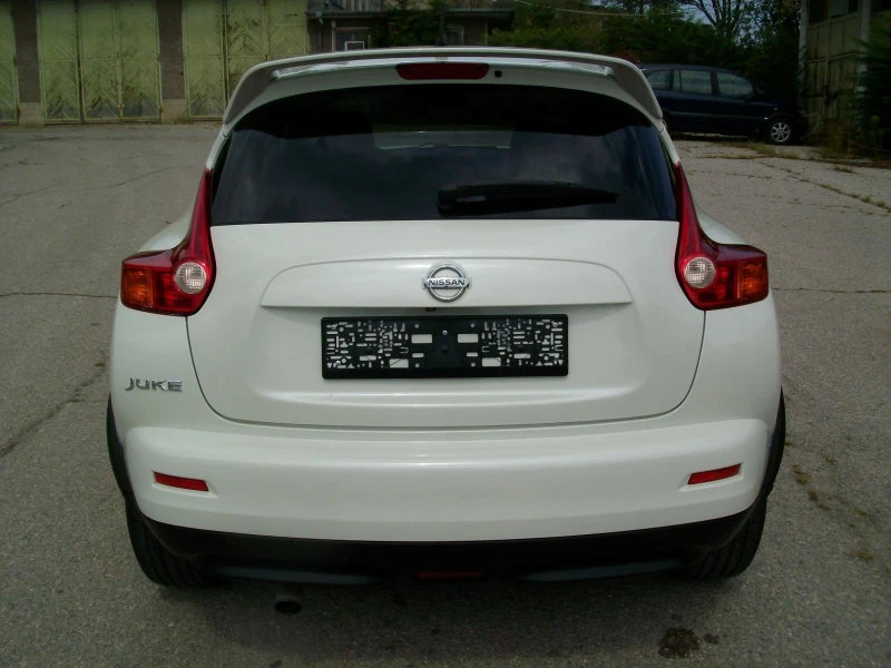 Nissan Juke 1.6i Turbo 4x4 Avtomat ITALIQ 183 000 km          , снимка 5 - Автомобили и джипове - 46978645