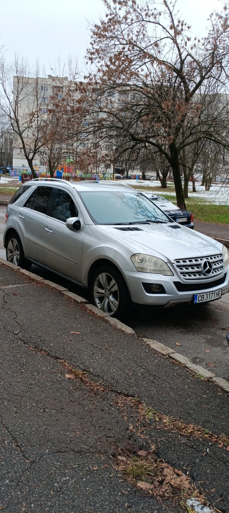 Mercedes-Benz ML 320, снимка 1 - Автомобили и джипове - 48266109