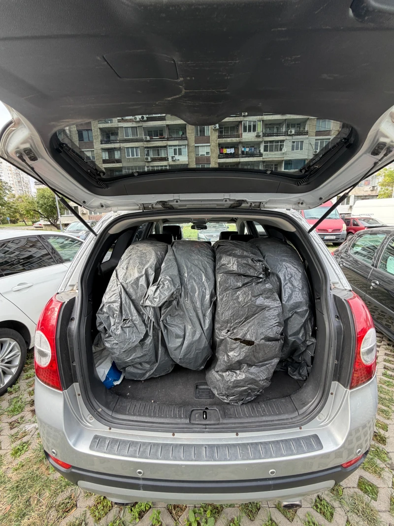 Chevrolet Captiva 2.0 VCDi, снимка 13 - Автомобили и джипове - 52341158