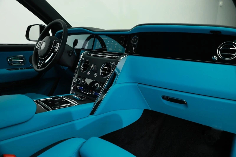 Rolls-Royce Cullinan SERIES II/FACELIFT/SHOOTING STAR/TV/COACHLINE/, снимка 14 - Автомобили и джипове - 52813359