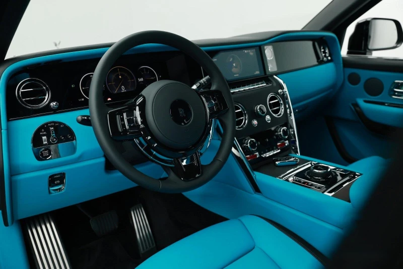 Rolls-Royce Cullinan SERIES II/FACELIFT/SHOOTING STAR/TV/COACHLINE/, снимка 8 - Автомобили и джипове - 52813359