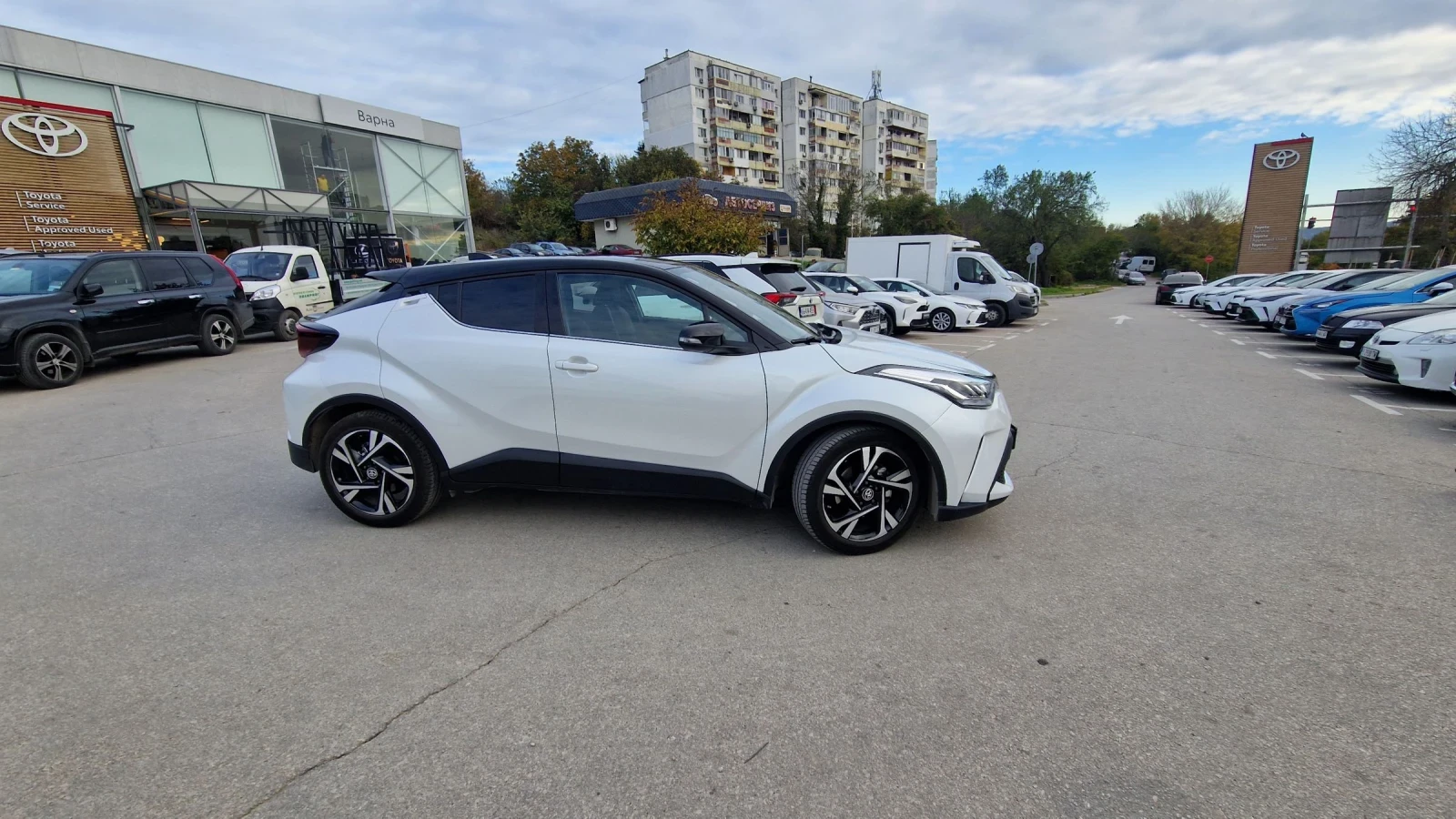 Toyota C-HR 2.0 HIBRID 13500km - изображение 7