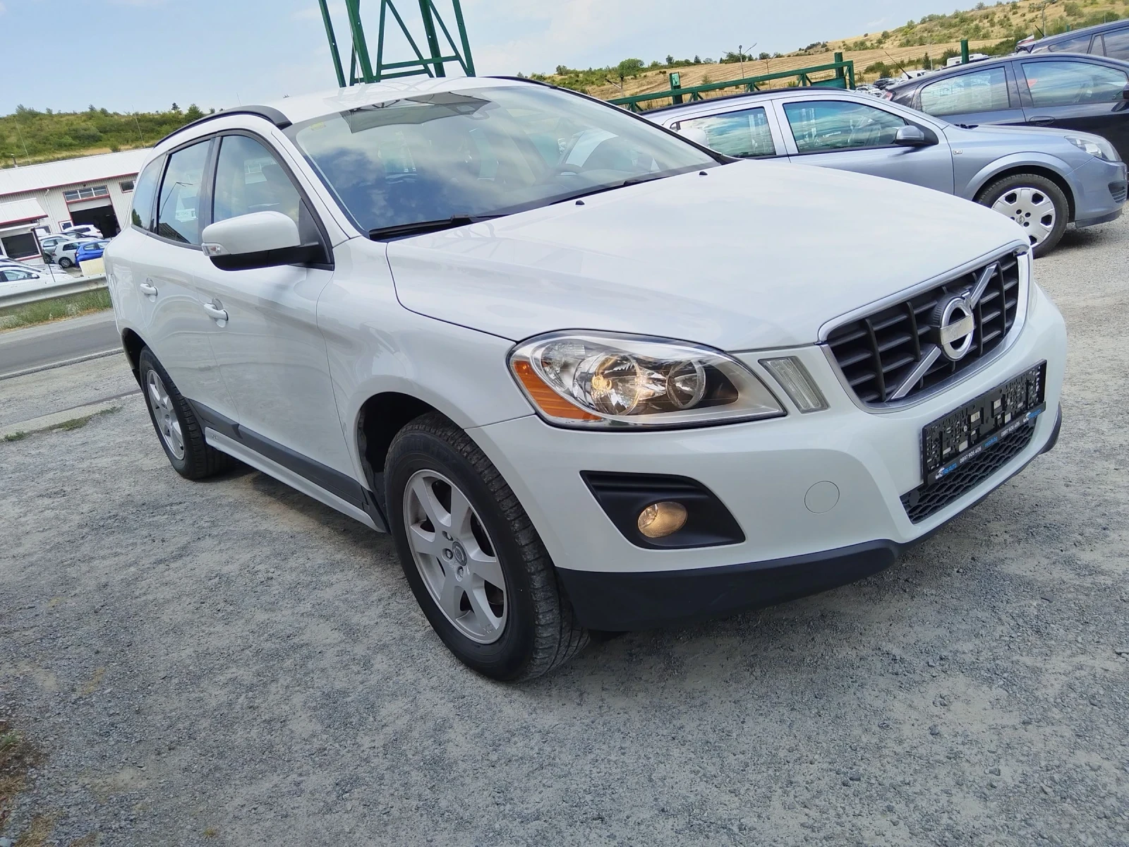 Volvo XC60 2.4D.-D5 - изображение 4