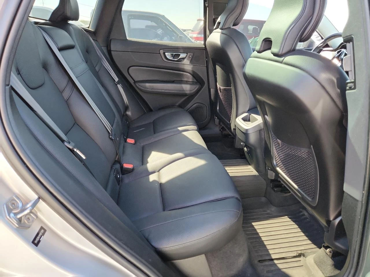 Volvo XC60 T5 MOMENTUM | Mobile.bg   9