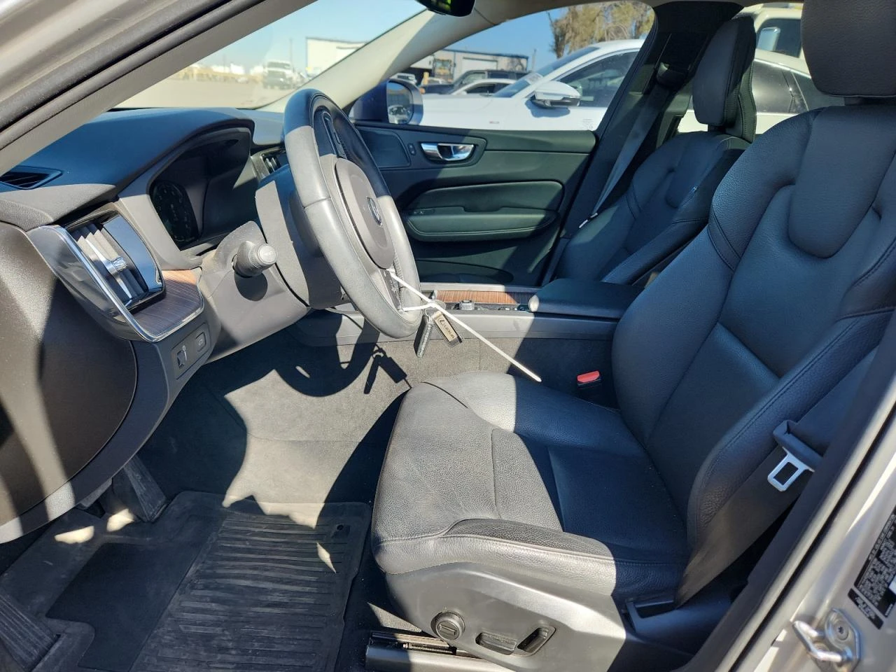 Volvo XC60 T5 MOMENTUM | Mobile.bg   7