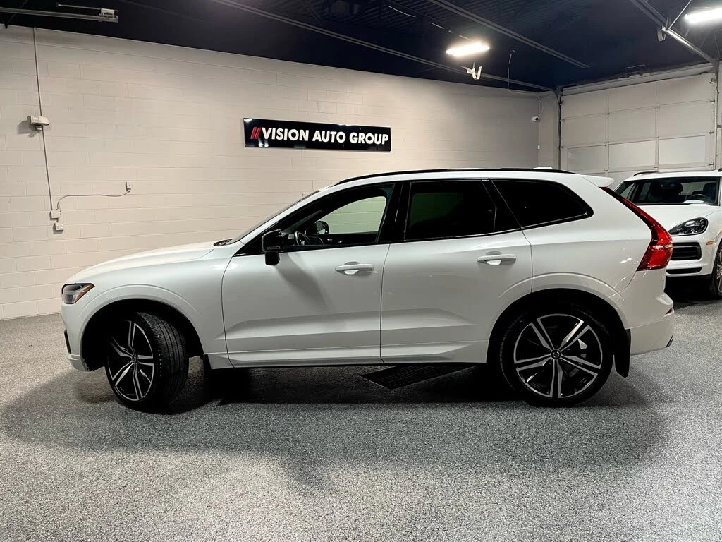 Volvo XC60 B6* R-Design* АвтоКредит* (ЦЕНА ДО БГ) - изображение 2