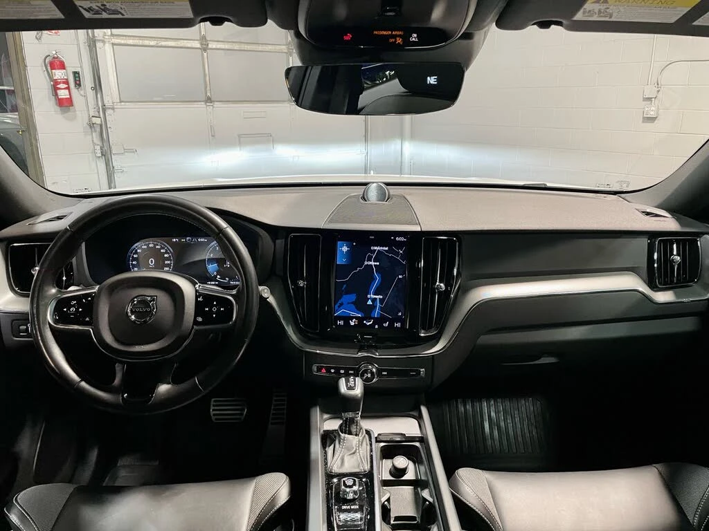 Volvo XC60 B6* R-Design* ����������* (���� �� ��) | Mobile.bg � ����������� 11