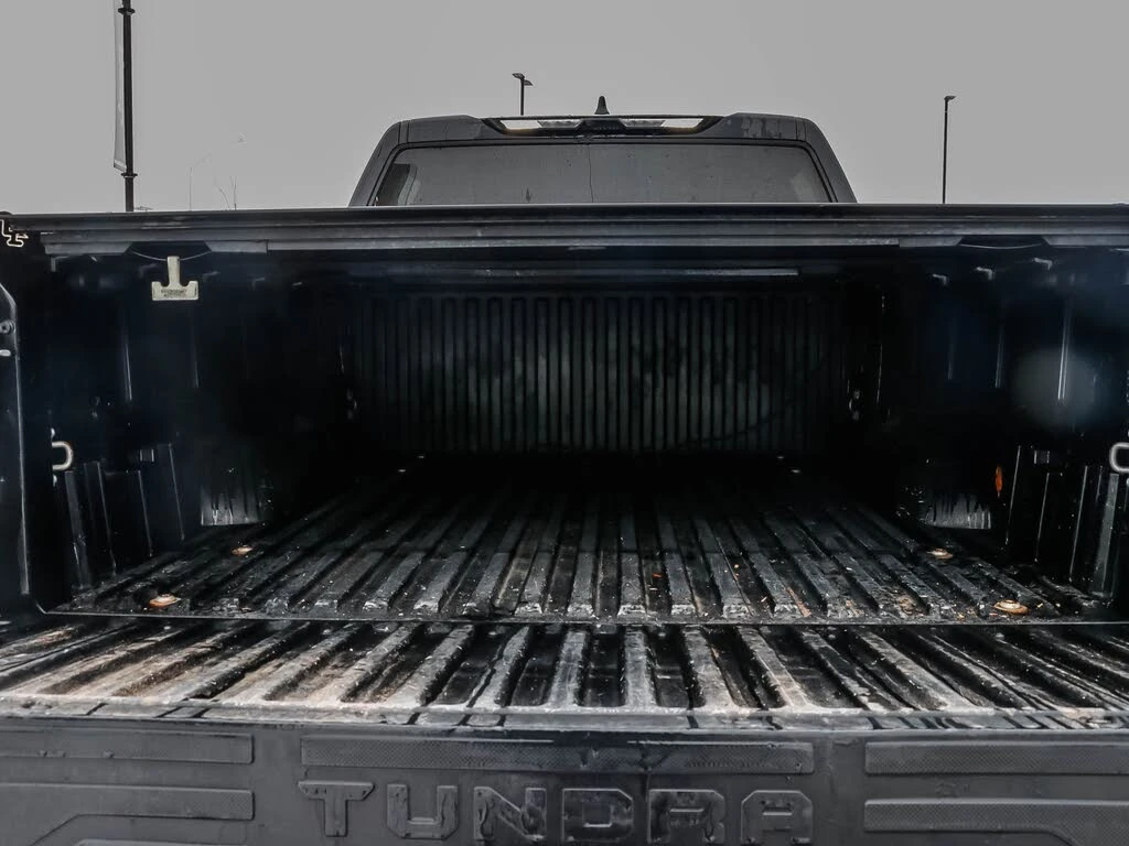 Toyota Tundra, снимка 16 - Автомобили и джипове - 53862224