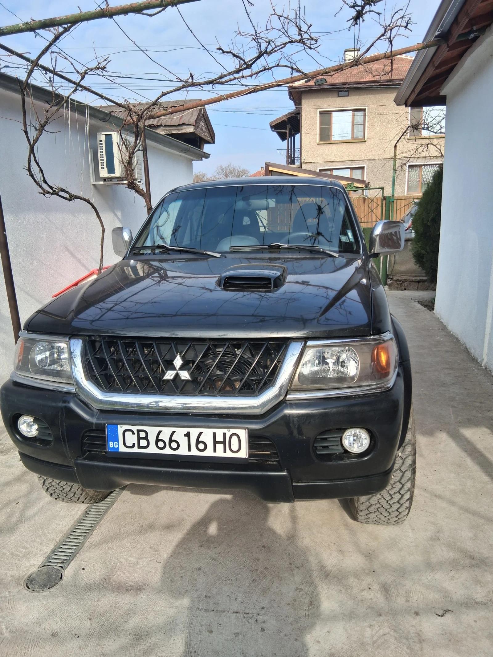 Mitsubishi Pajero sport, снимка 2 - Автомобили и джипове - 53870805