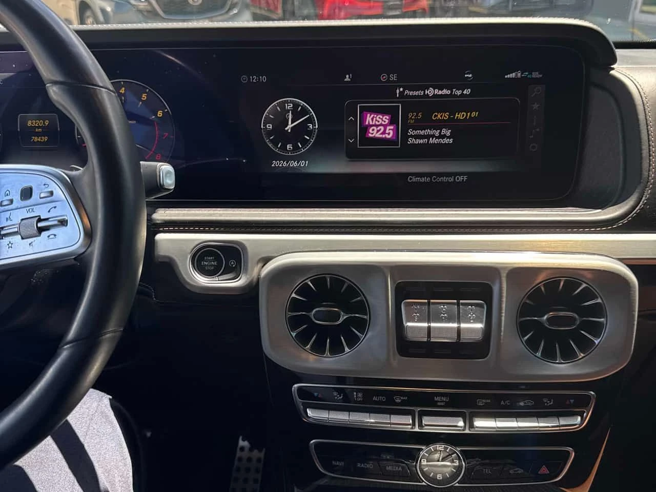 Mercedes-Benz G 500 * ДИСТРОНИК* МАСАЖИ* ОБДУХВАНЕ* BURMERSTER* КРЕДИТ, снимка 9 - Автомобили и джипове - 54747157