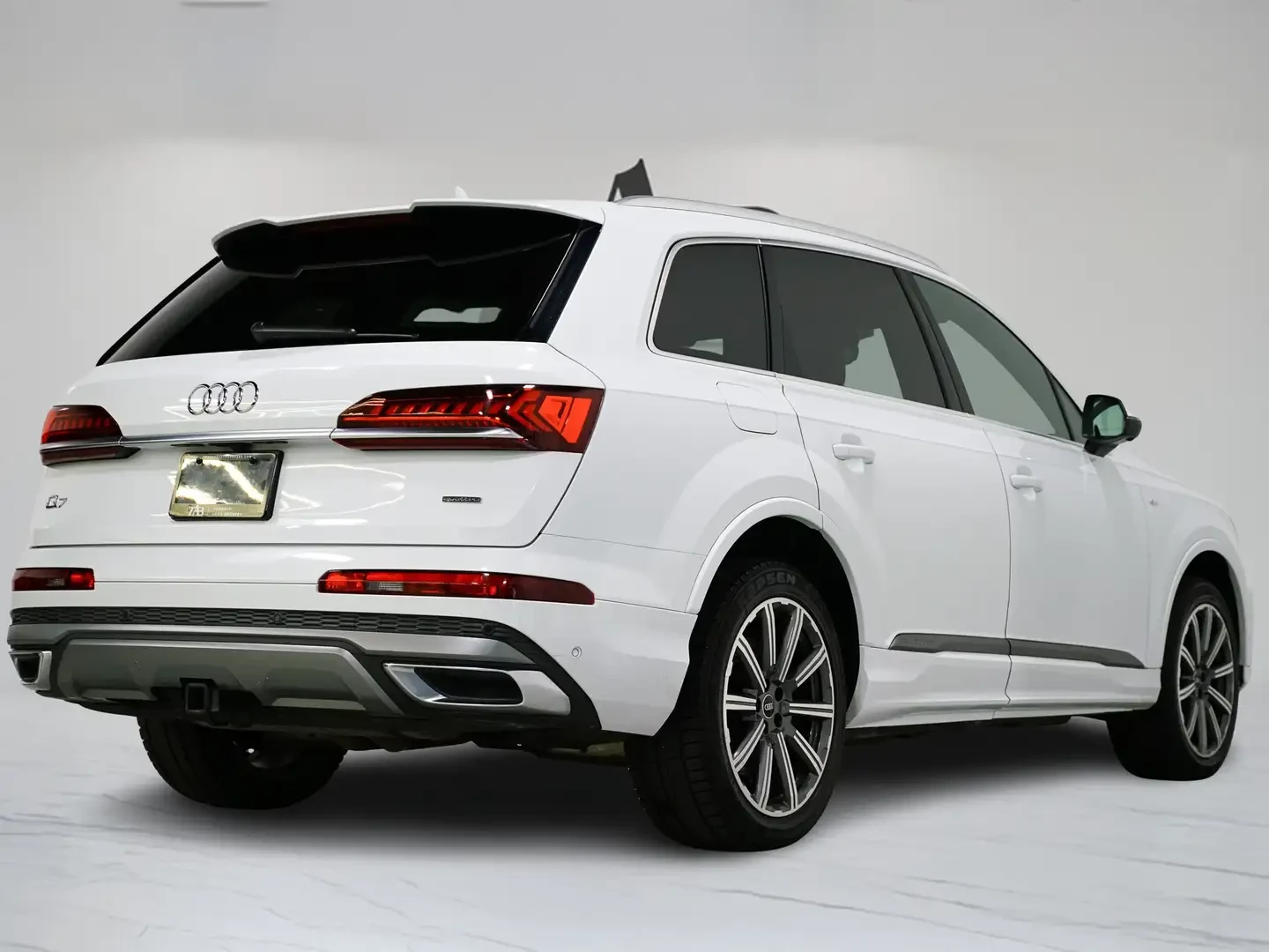 Audi Q7 55TFSI* MATRIX* S* LINE* ОБДУХВАНЕ* 360КАМЕРА* ПАН, снимка 2 - Автомобили и джипове - 54944568