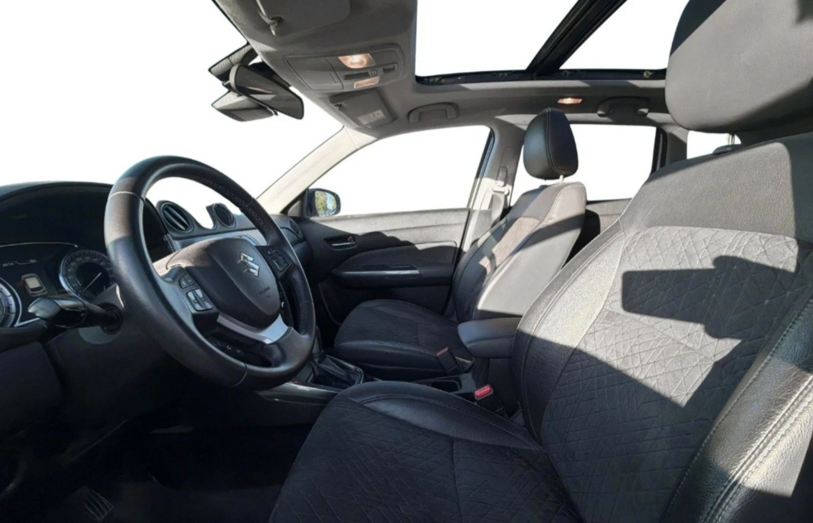 Suzuki Vitara С-История Нави Камера Панорама 4х4 Ксенон , снимка 6 - Автомобили и джипове - 55254546